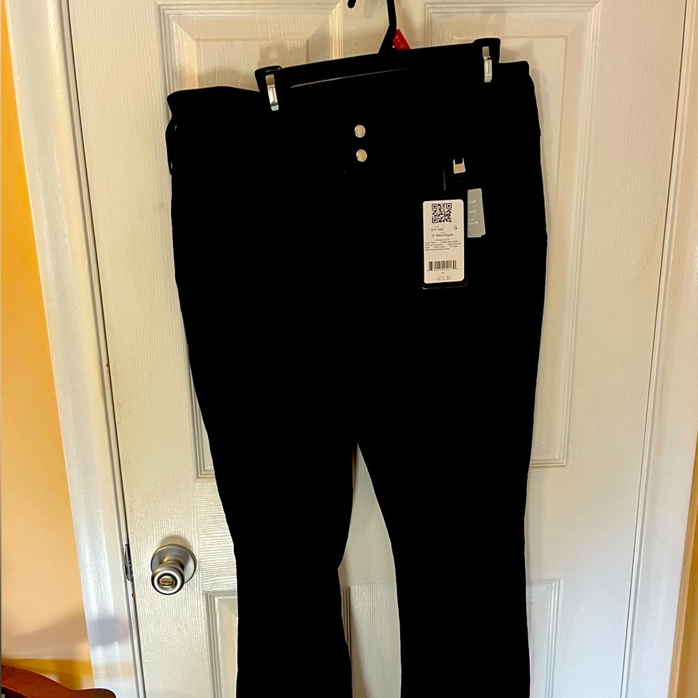 Nils Women's Betty Softshell Ski Pants- Slim Fit- Black Size 14- NWT